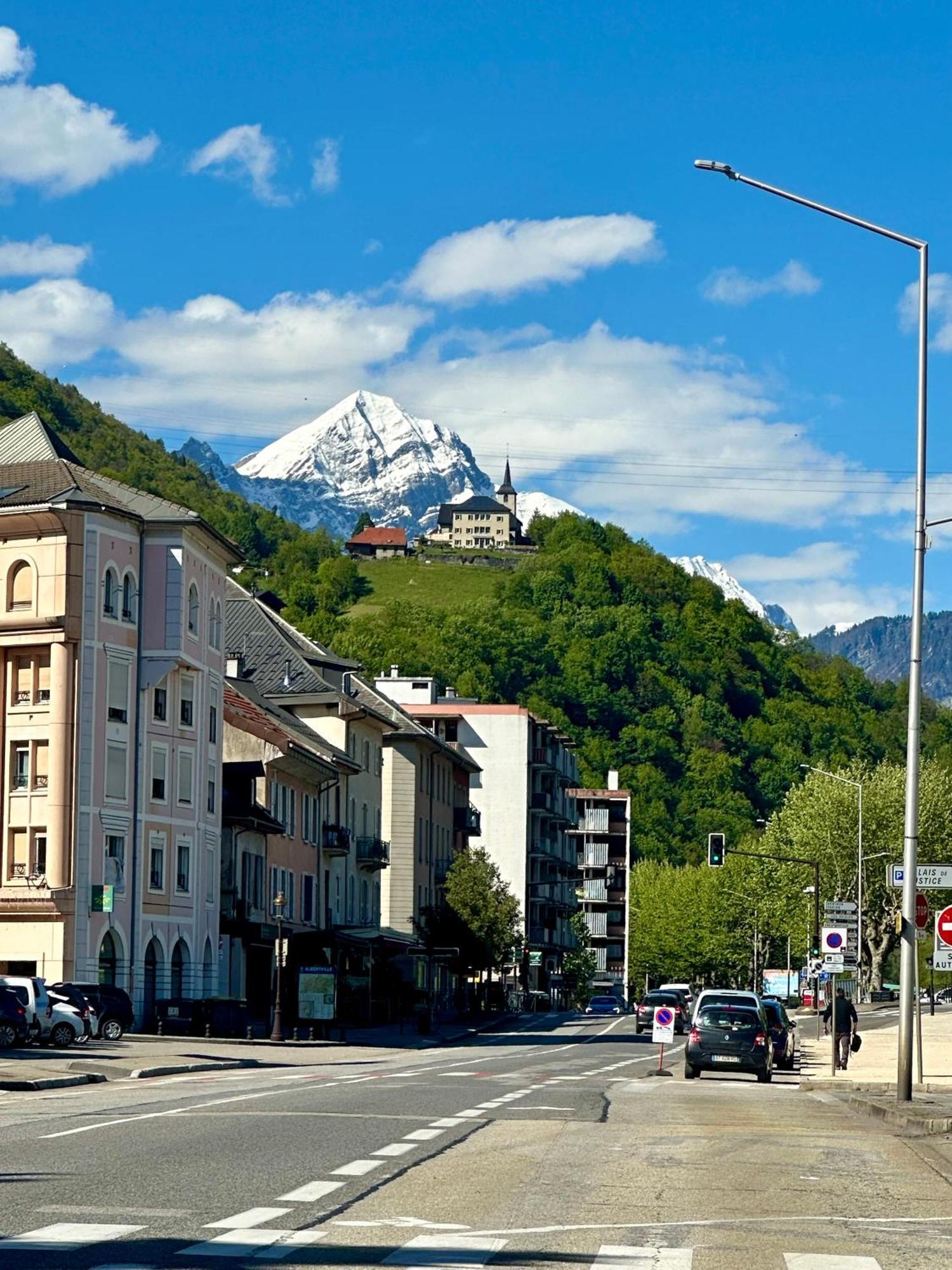Le Refuge T3 Centre Ville 63M2 Pied Des Montagnes Albertville Esterno foto